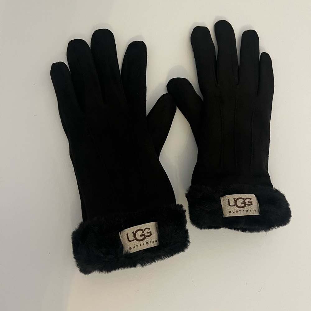 Ugg gloves